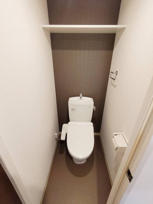 物件内観写真14　(トイレ)