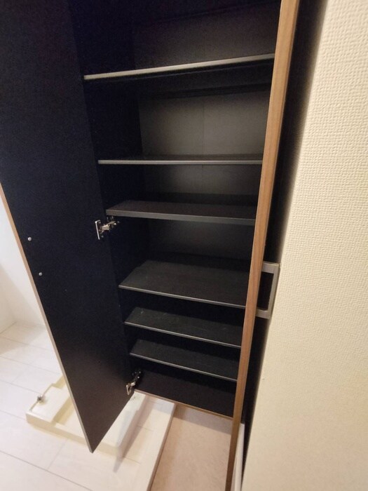 物件内観写真17　(靴箱)