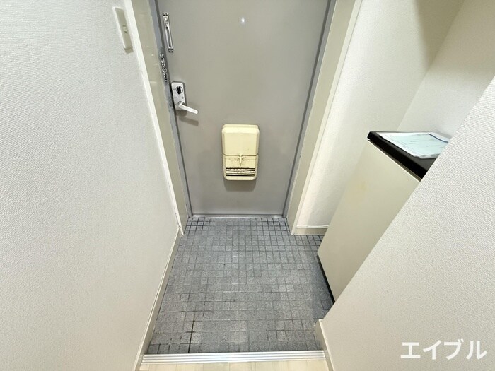 物件内観写真19　(玄関)