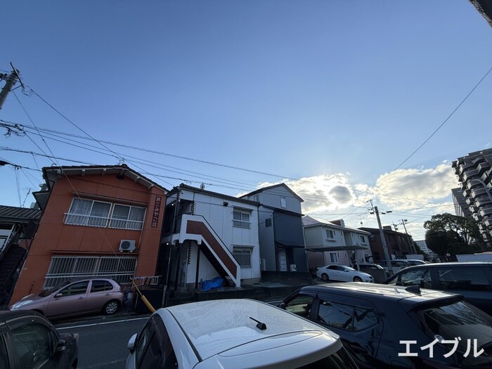 物件内観写真22　(室内からの展望)