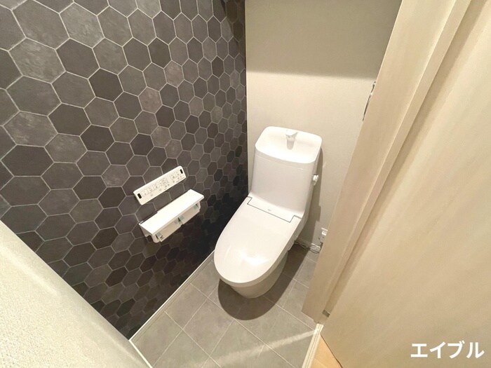 物件内観写真13　(トイレ)