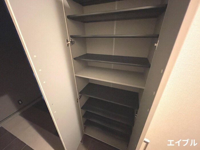 物件内観写真17　(靴箱)