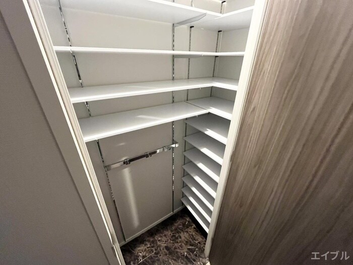 物件内観写真15　(靴箱)