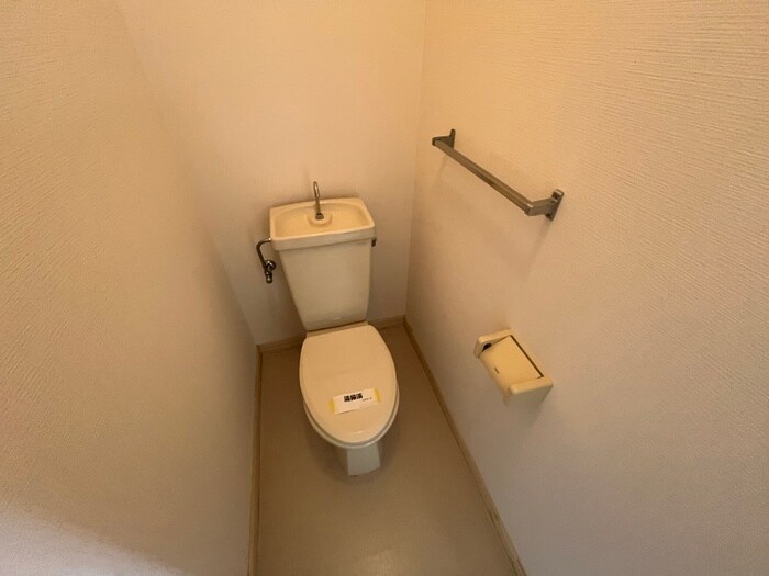 物件内観写真14　(トイレ)