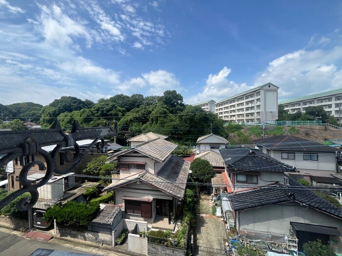 物件内観写真16　(室内からの展望)