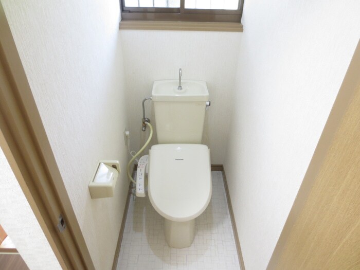 物件内観写真7　(トイレ)