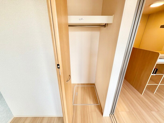 物件内観写真14　(収納)