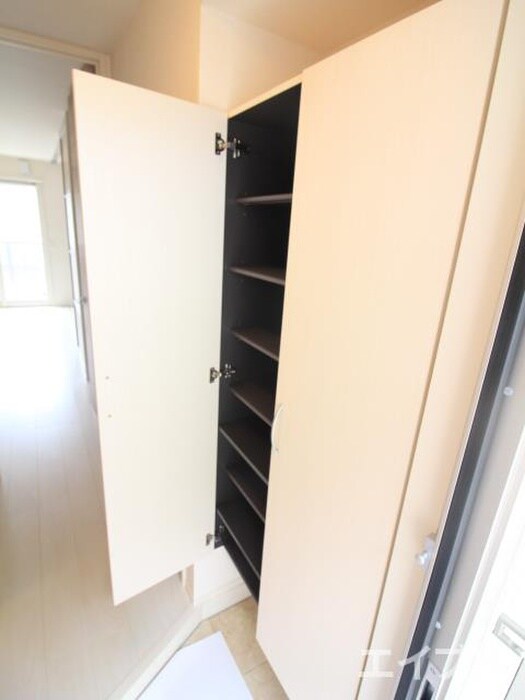 物件内観写真17　(靴箱)