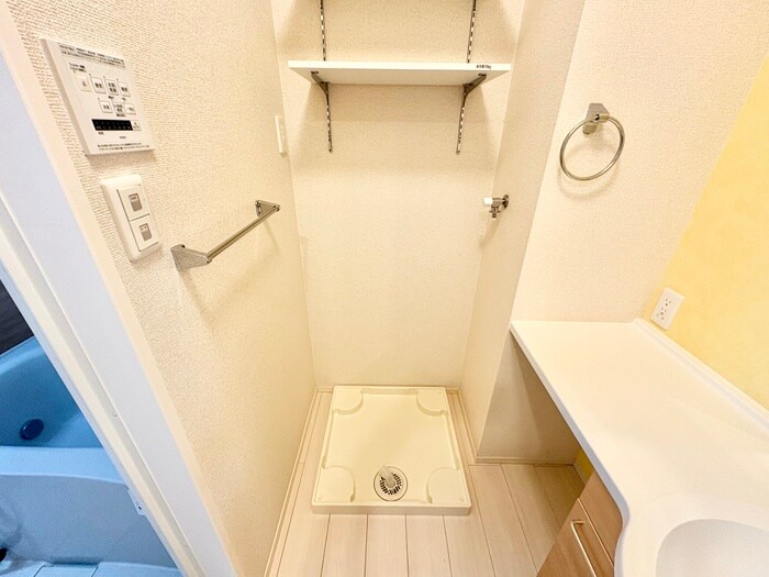 物件内観写真19　(洗濯機置場)