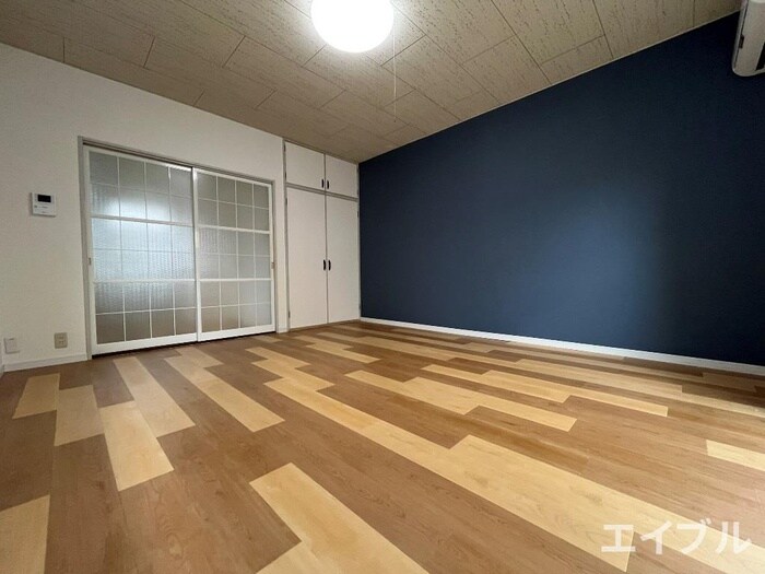 物件内観写真3　(居室)