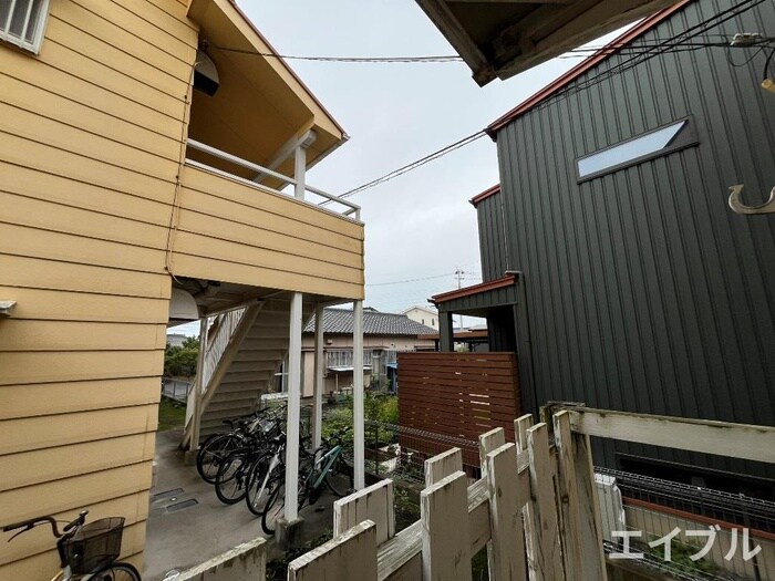 物件内観写真16　(室内からの展望)