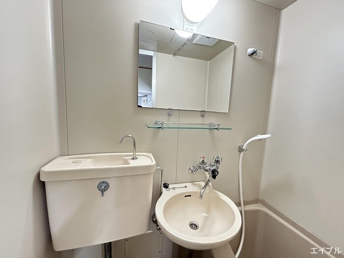 物件内観写真12　(洗面)