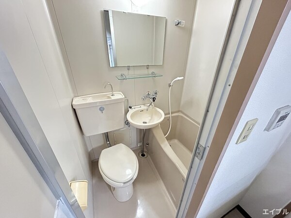 バス／シャワールーム等