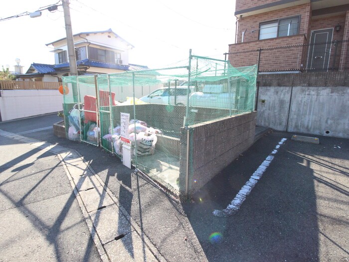 物件外観写真3　(建物設備)