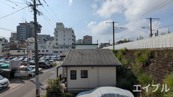 物件内観写真18　(室内からの展望)