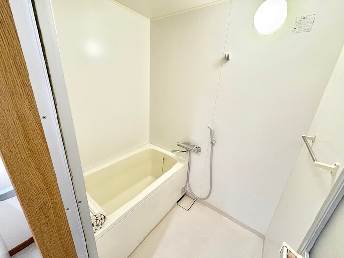 物件内観写真9　(バス／シャワールーム等)