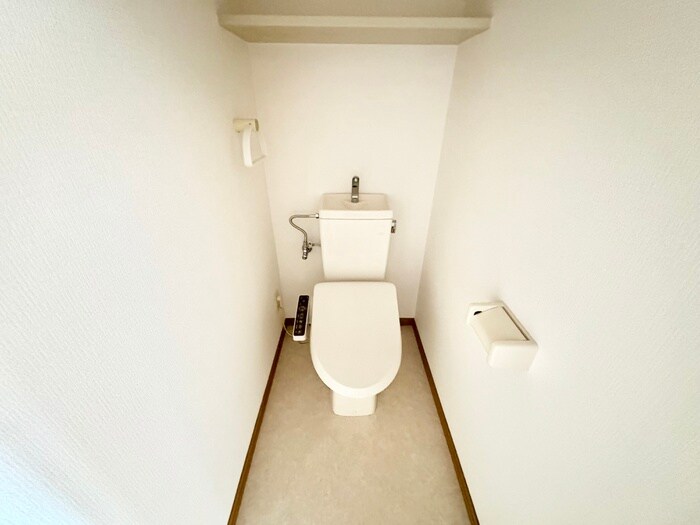 物件内観写真11　(トイレ)