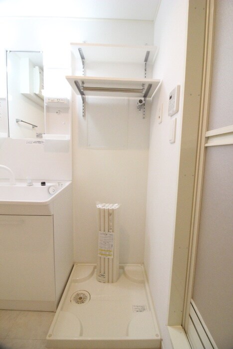 物件内観写真20　(洗濯機置場)