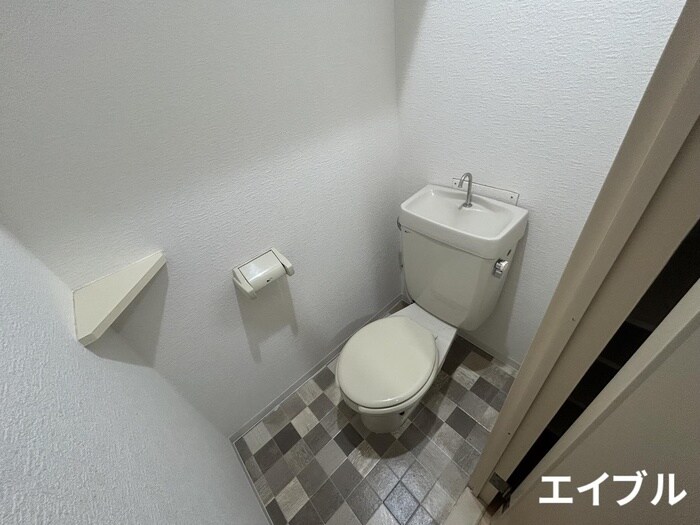 物件内観写真11　(トイレ)
