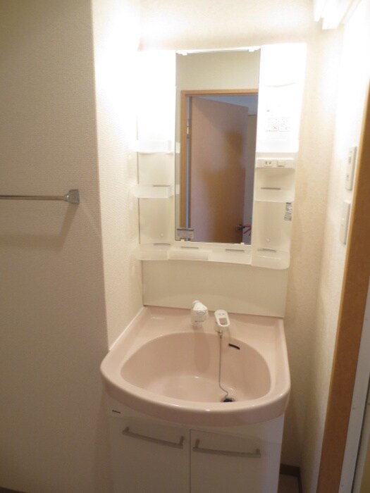 物件内観写真13　(洗面)