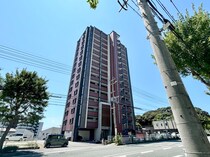 ギャラン二島の外観写真