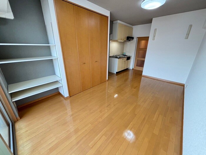 物件内観写真6　(居室)