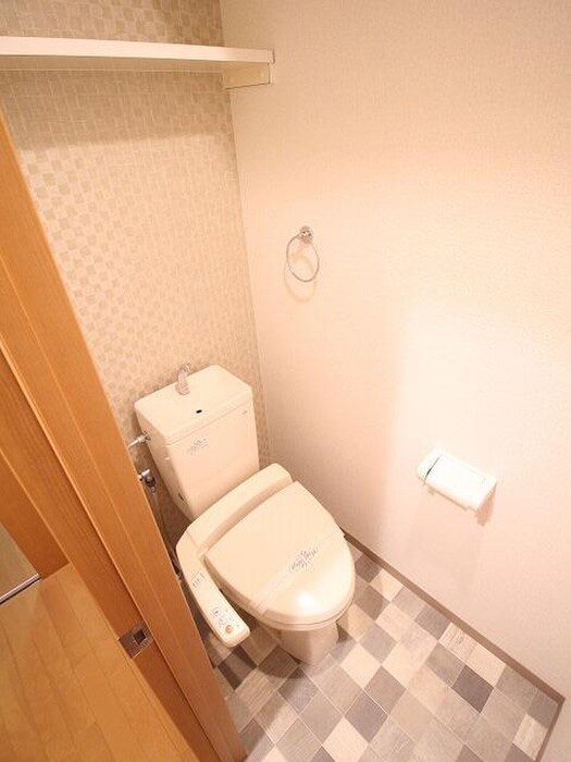 物件内観写真11　(トイレ)