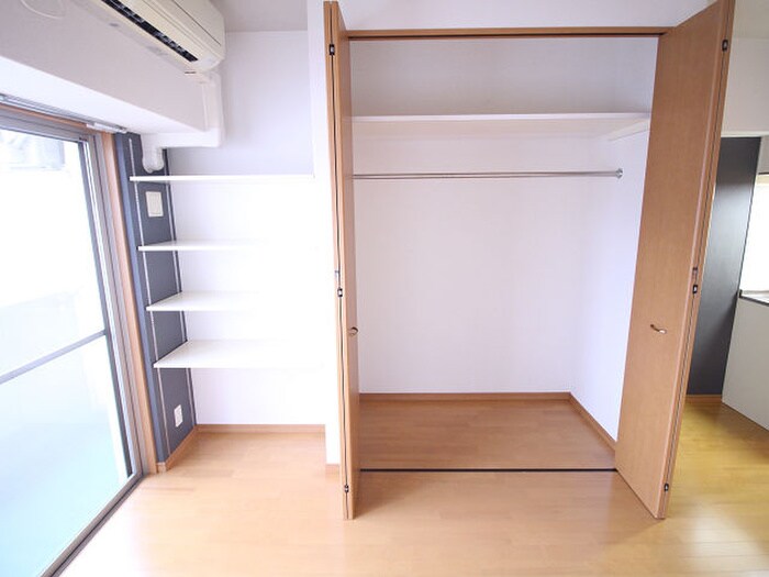 物件内観写真13　(収納)