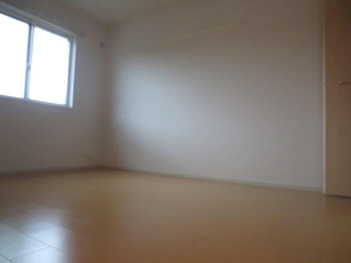 物件内観写真4　(内観写真)