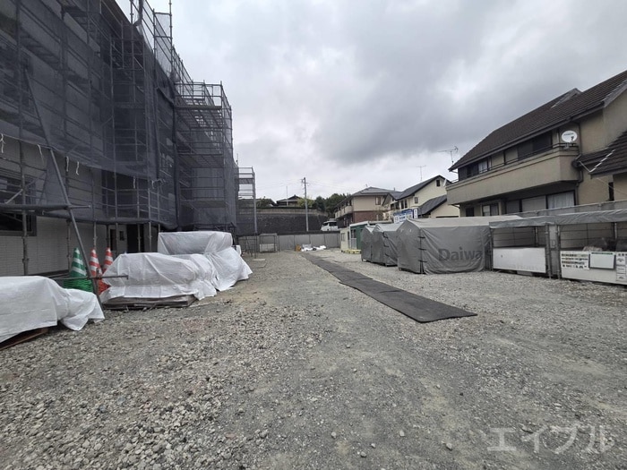 物件外観写真5　(建築中)