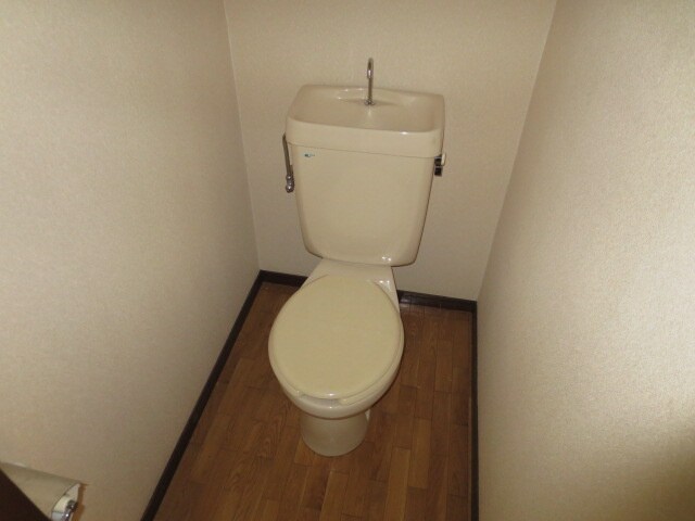 物件内観写真8　(トイレ)