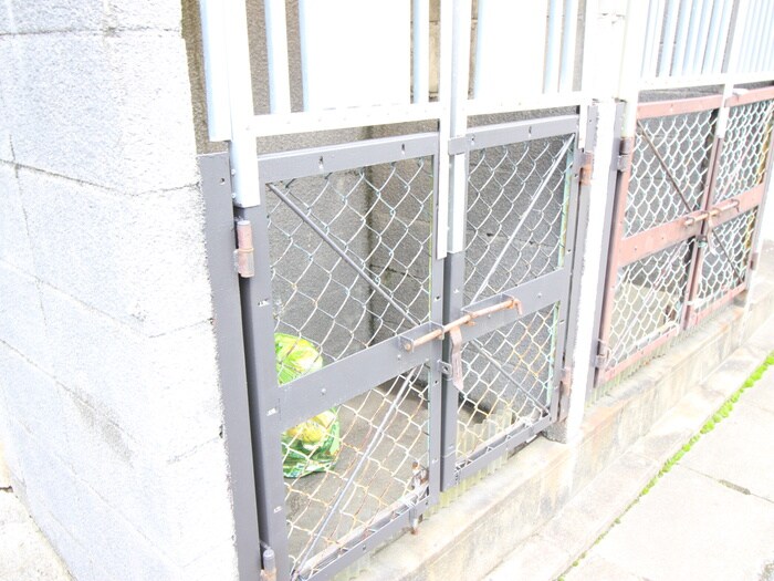 物件外観写真4　(建物設備)