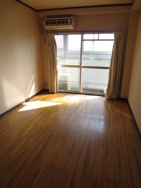 物件内観写真10　(居室)