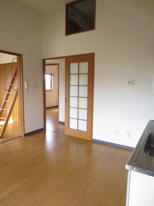 物件内観写真11　(ロフト)