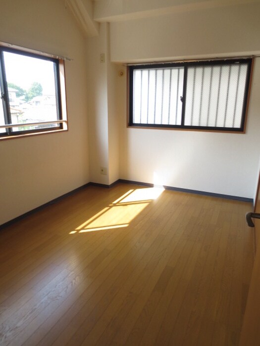 物件内観写真12　(居室)