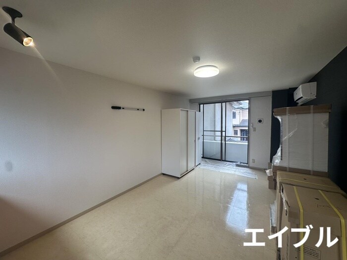 物件内観写真6　(居室)