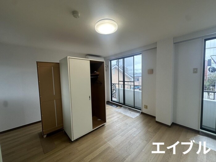 物件内観写真10　(収納)