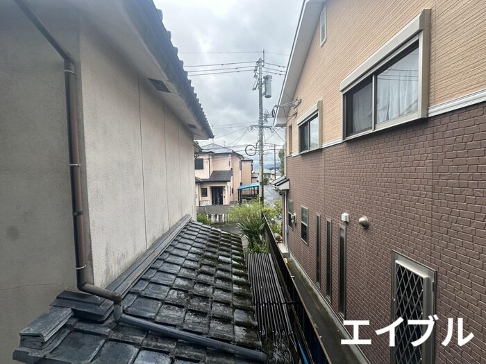 物件内観写真11　(室内からの展望)