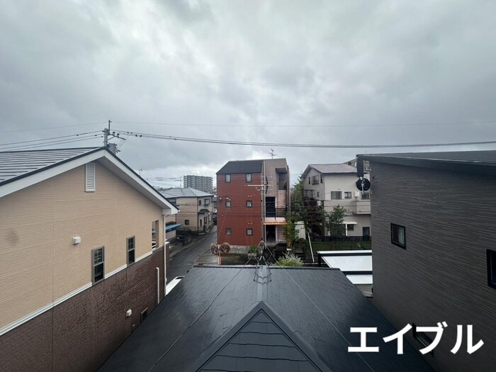 物件内観写真12　(室内からの展望)