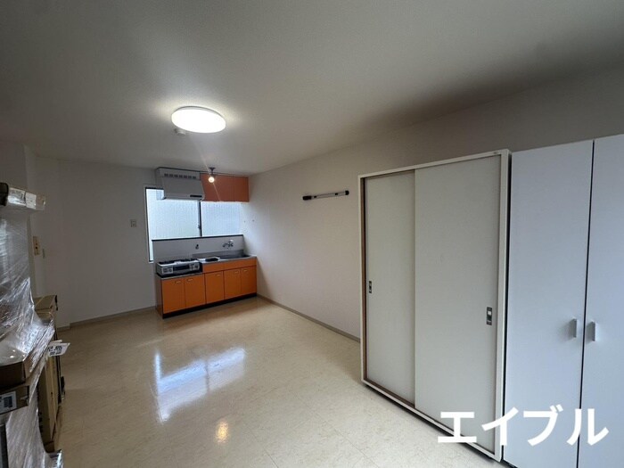 物件内観写真15　(居室)