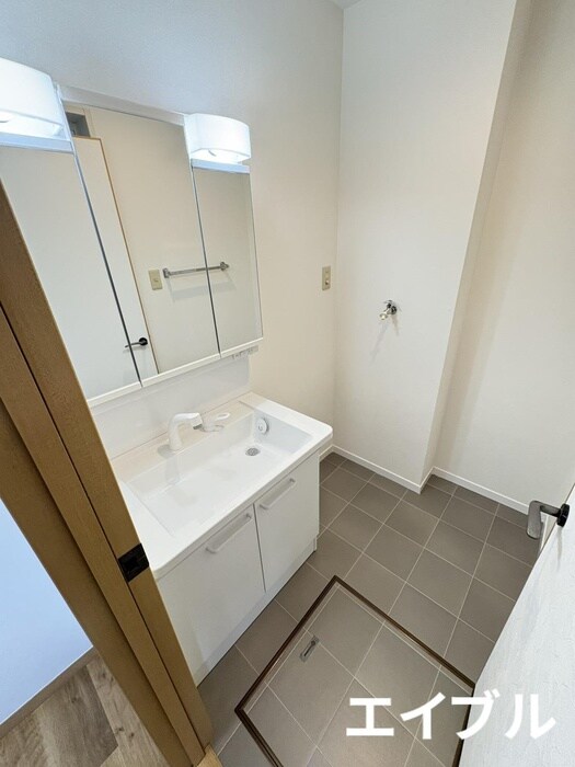 物件内観写真13　(洗面)