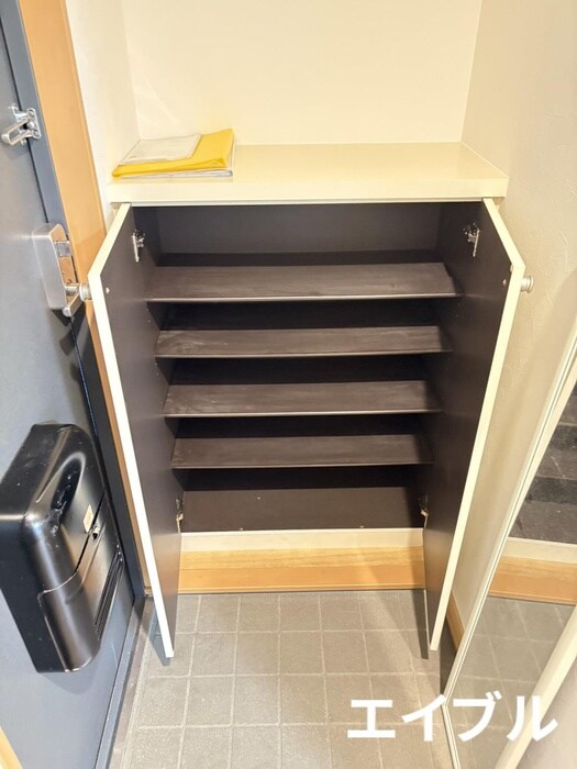 物件内観写真15　(靴箱)