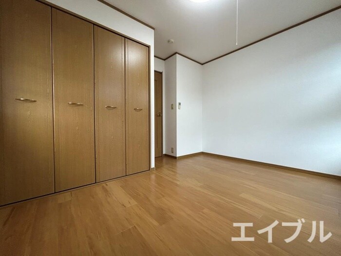 物件内観写真10　(居室)