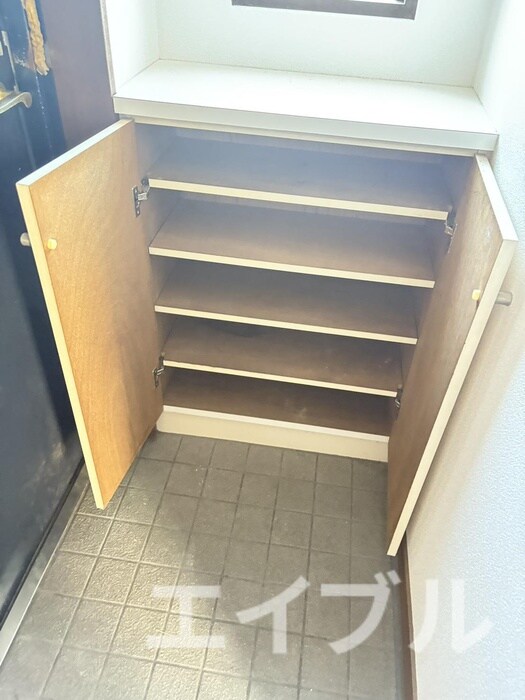 物件内観写真14　(靴箱)