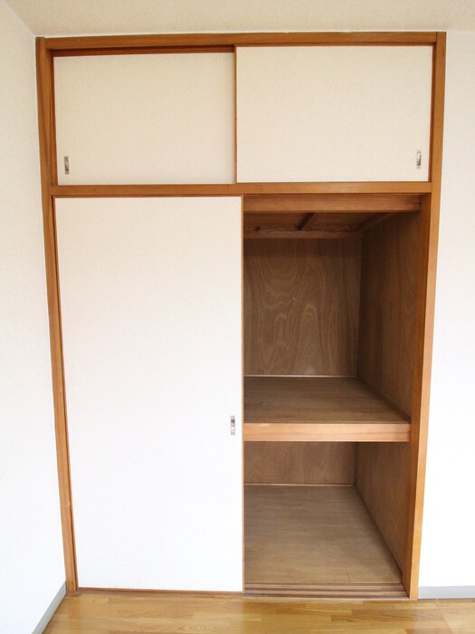 物件内観写真12　(収納)