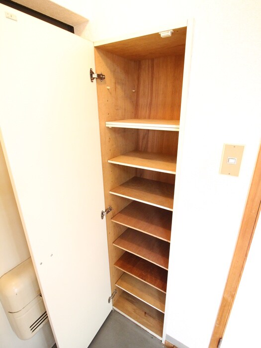 物件内観写真16　(靴箱)