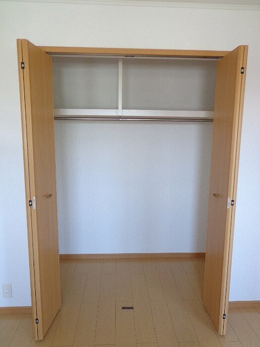 物件内観写真11　(収納)