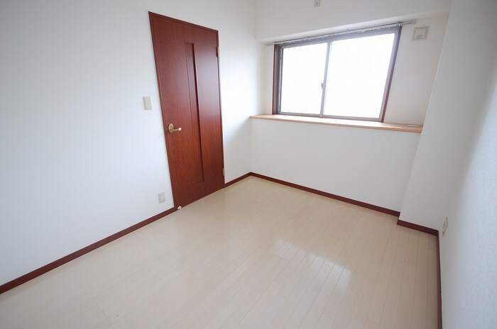 物件内観写真6　(居室)