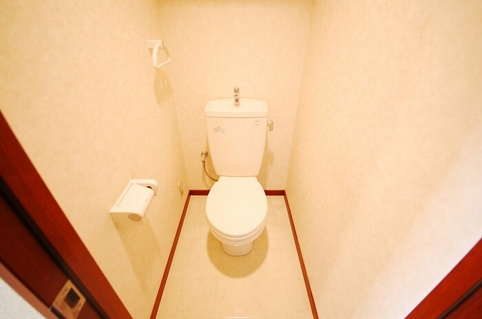 物件内観写真10　(トイレ)