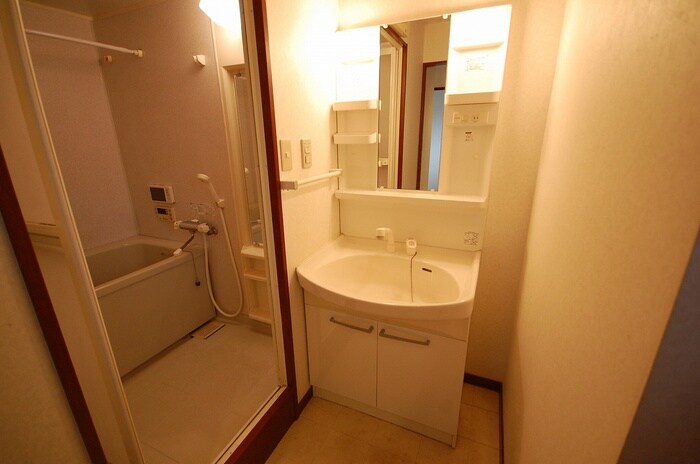 物件内観写真11　(洗面)